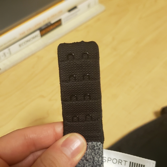 Victoria's Secret Sports Bra - Picture 7 of 9